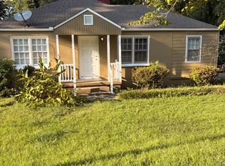 730 Campbell Cir, Hapeville, GA 30354
