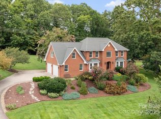 206 Bridle Path, Candler, NC 28715