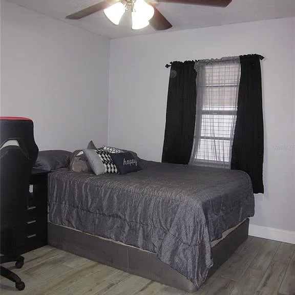4902 Country Aire Ln — Photo 19