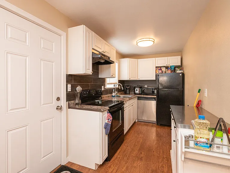 15108 Washington Ave SW #2 — Photo 2