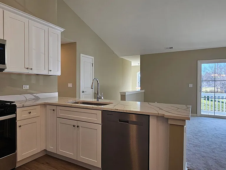 254 Timber Ridge Ct — Photo 4
