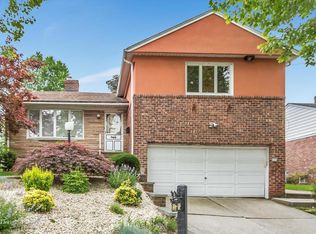 14422 11th Ave, Malba, NY 11357