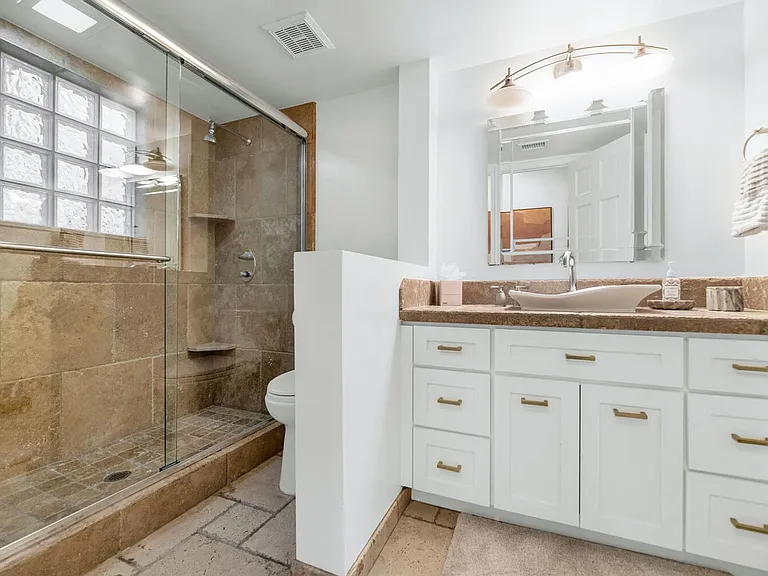 6198 N 28th Pl — Photo 19