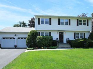 87 Melville Rd, Hillsdale, NJ 07642