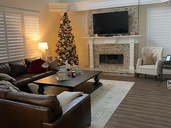 2nd image of 7370 Sawgrass Point Dr