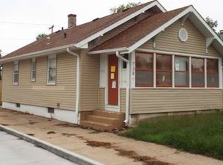 738 Webster Ave, Hastings, NE 68901