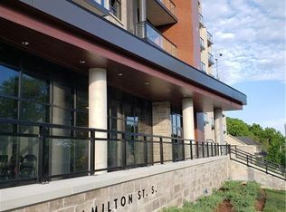 30 Hamilton St S #706, Waterdown, ON L8B1V8