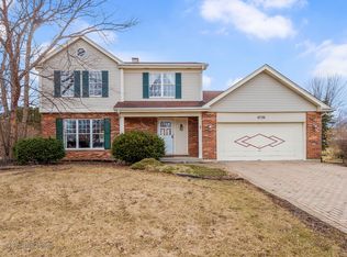 6736 Revere Rd, Downers Grove, IL 60516