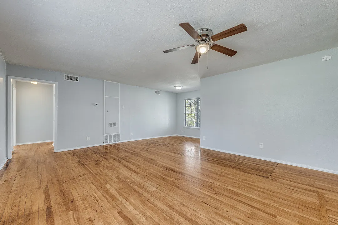 7 Pershing Drive - Unit... — Photo 3