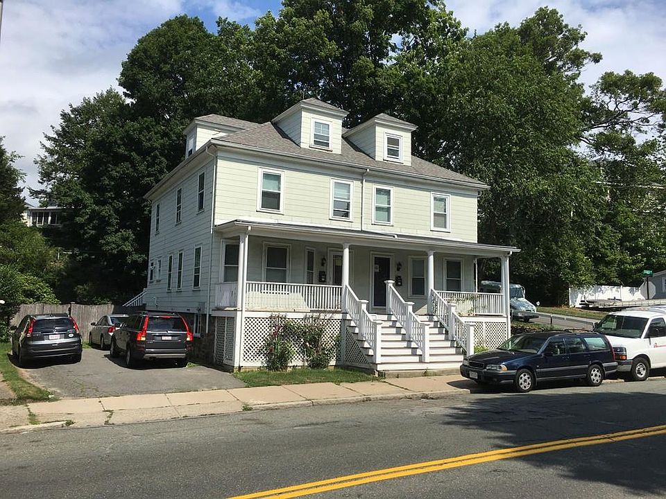 1st image of 90 Essex St #1