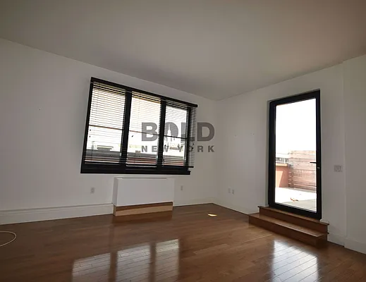 Rented by Bold New York | media 71