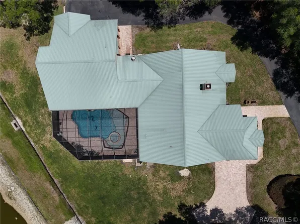 5215 N Honeycreek Ter, Crystal River, FL 34428