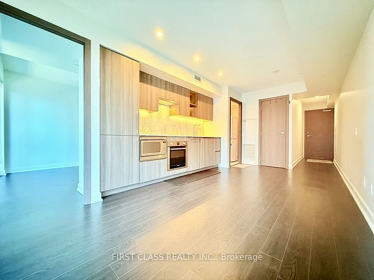 19 Bathurst St #902 — Photo 12