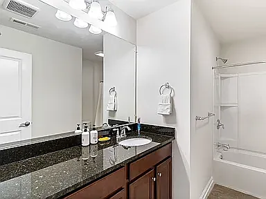 20 Cherry Ln — Photo 6