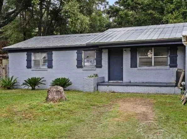 6204 Lucy St, Pensacola, FL 32503