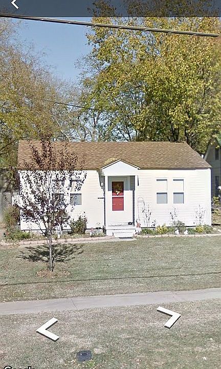 2nd image of 703 SE 3rd St