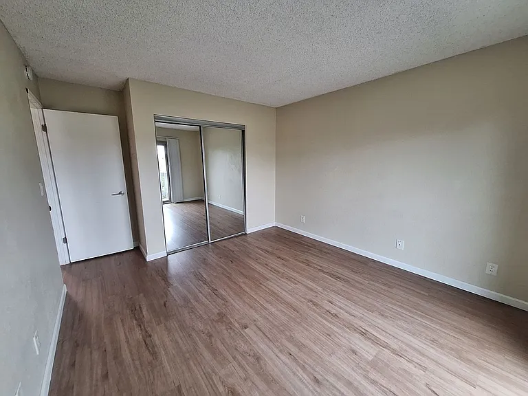 Sea Breeze Apartments for rent in Marina, CA — Photo 19