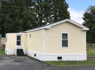 508 Vienna St, Newark, NY 14513