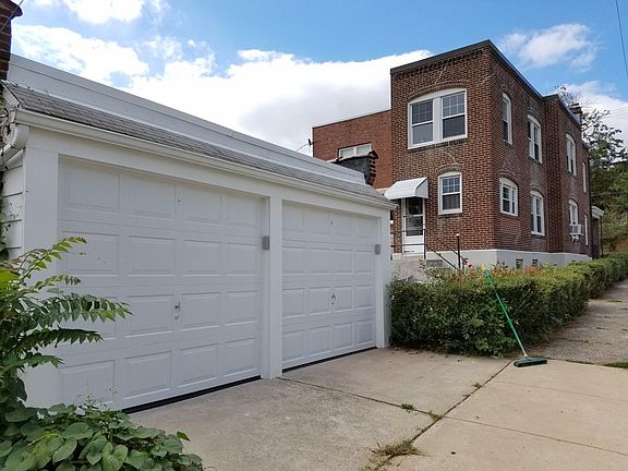 3rd image of 447 Hermitage St
