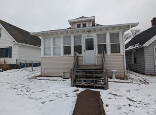 3711 W 4th St, Duluth, MN 55807