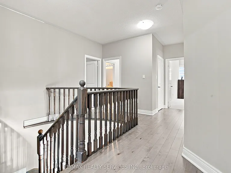 194 Coldwell Bay Cir — Photo 40