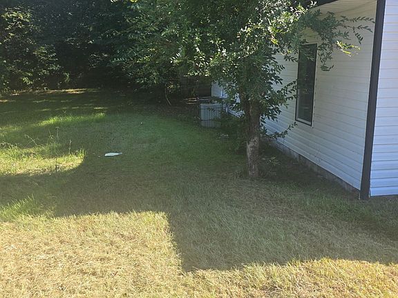 2nd image of 305 Colquitt St