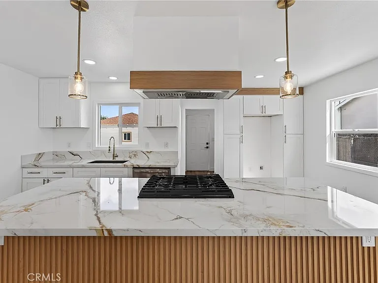 1095 E Phillips Blvd — Photo 15