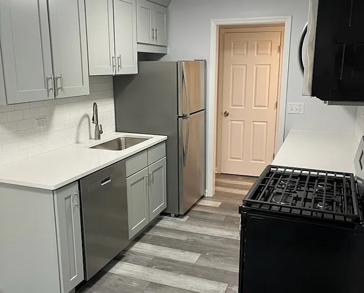 515 N Cass Ave #3 — Photo 8