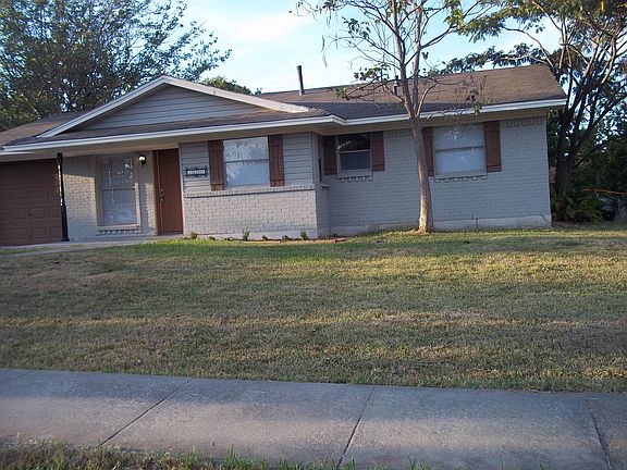 4th image of 1215 Athens Dr