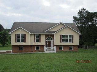 924 Nelson Kile Rd NE, Dalton, GA 30721