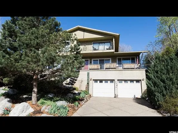 1406 W Swinton Ln, Farmington, UT 84025