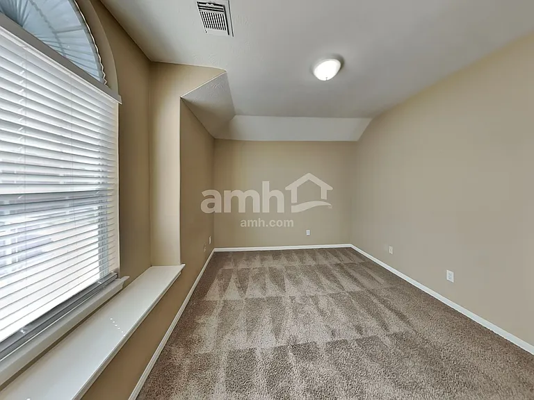 12102 Oxford Trails Dr — Photo 20