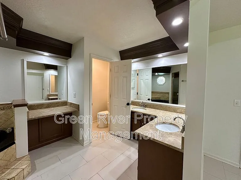 3288 Deerfield Pointe Dr — Photo 21