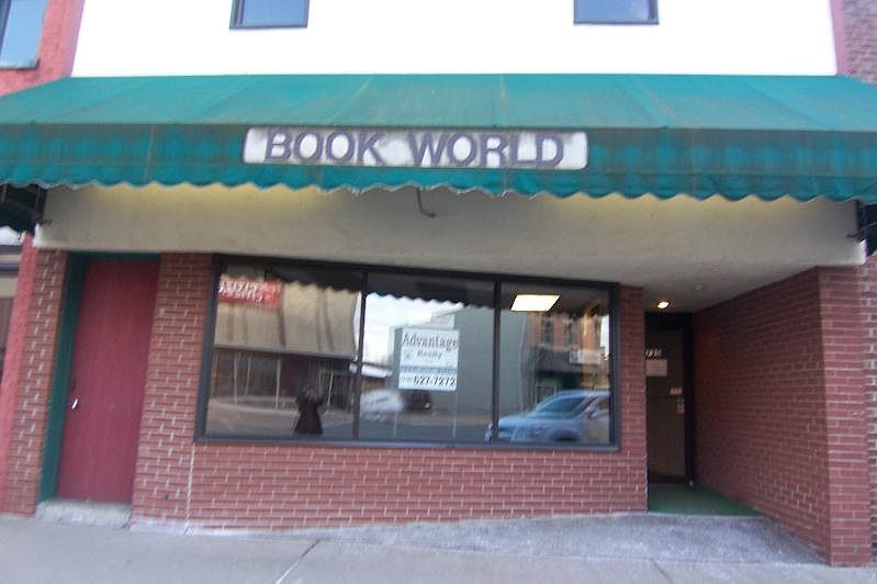 2nd image of 725 5th Ave