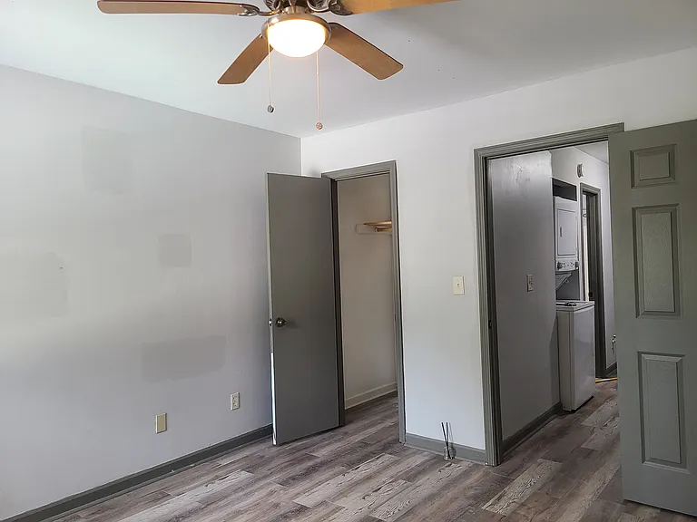 1212 Old Covington Hwy SE — Photo 7