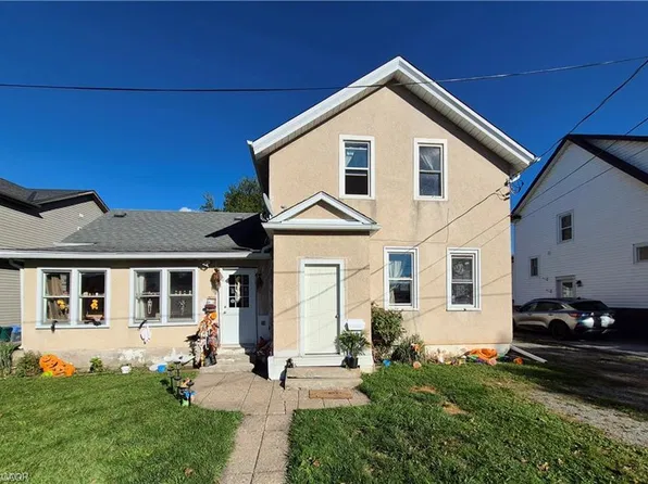 20 Carleton St N, Thorold, ON L2V 2A4