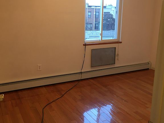 4th image of 145-00 22nd Ave