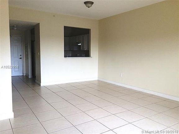 5th image of 1300 NE 109th St APT 407