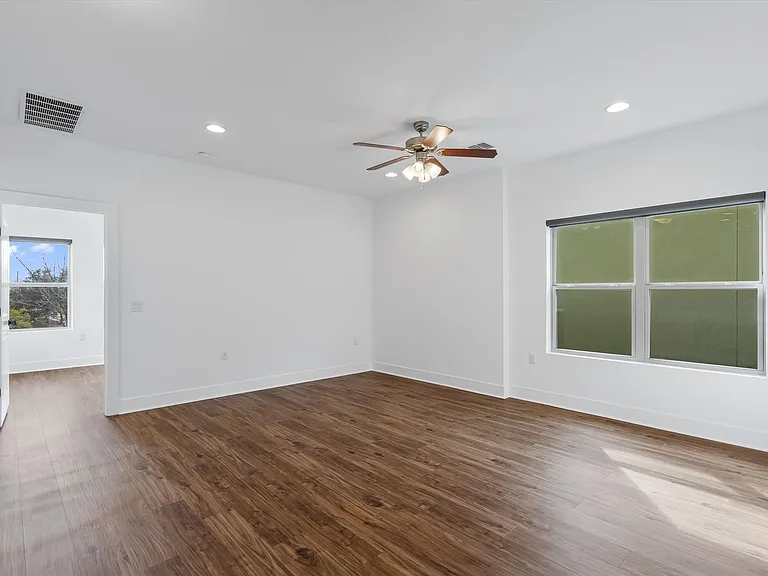 3120 Tom Miller St — Photo 17