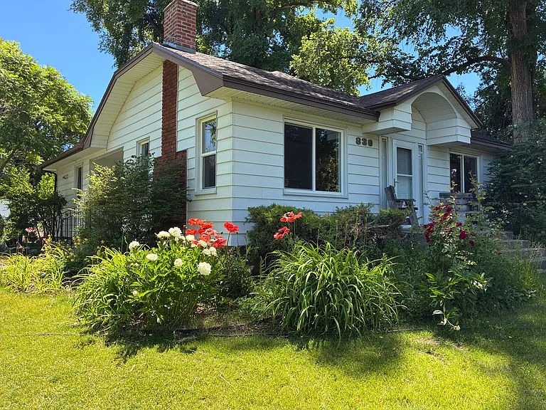 830 S Center St — Photo 1