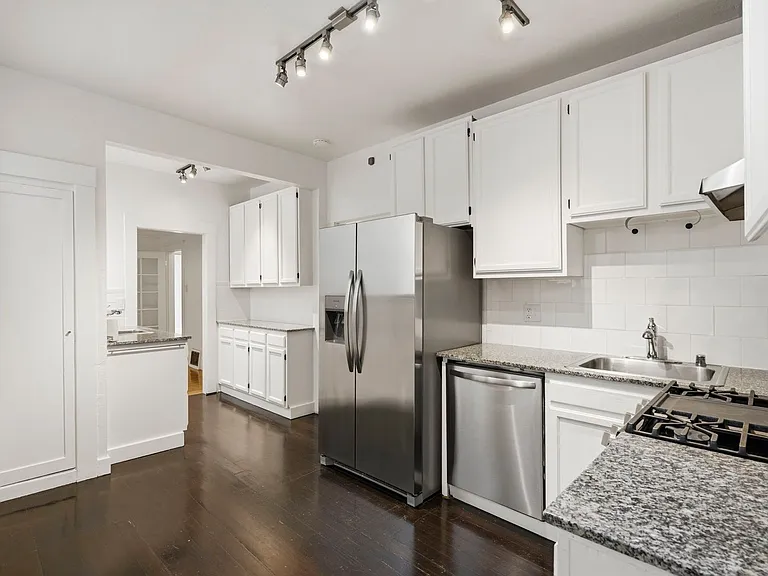 75 Lafayette St #1 — Photo 12