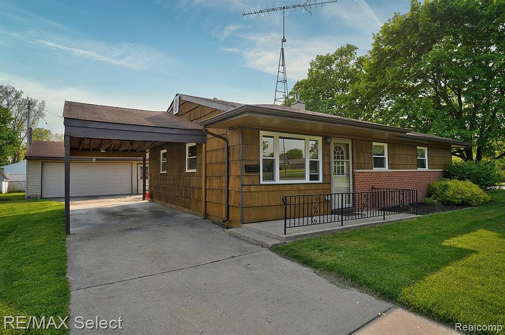 9193 Norbury Dr, Swartz Creek, MI 48473 Zillow
