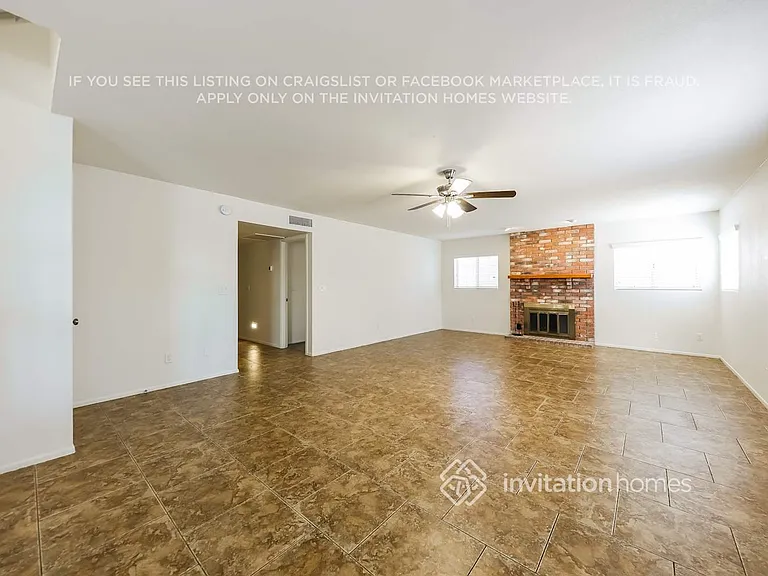 5584 W Mercer Ln — Photo 5