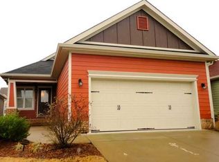 124 Fieldstone Cmns, Fort Oglethorpe, GA 30739