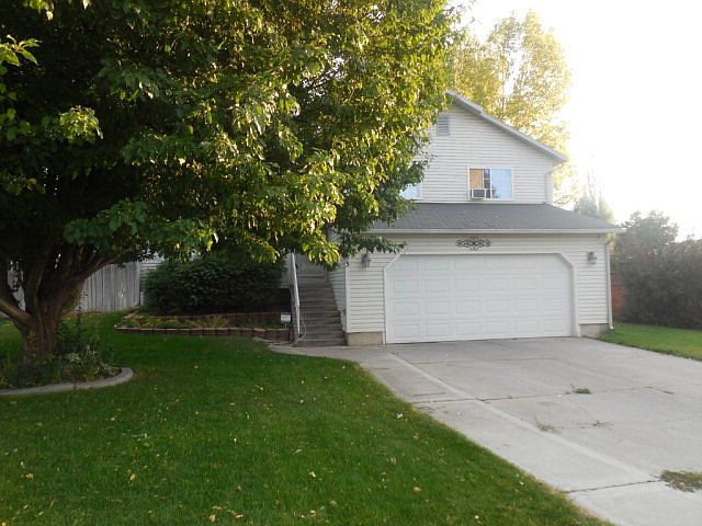 1st image of 653 Evans Avenue