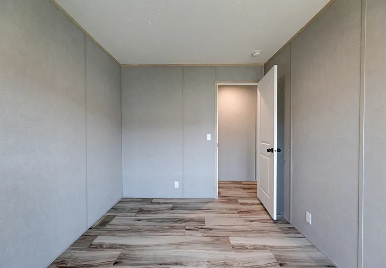 199 Seay Rd #6 — Photo 32
