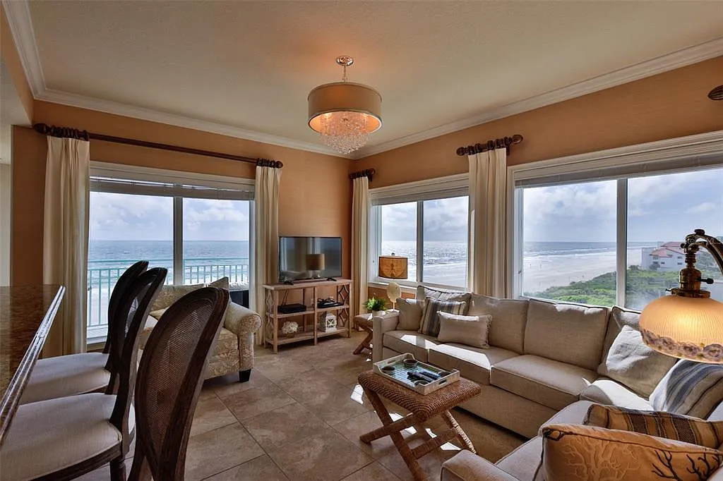 2 bed, 2.0 bath, 1197 sqft, $5,000 — Photo 3