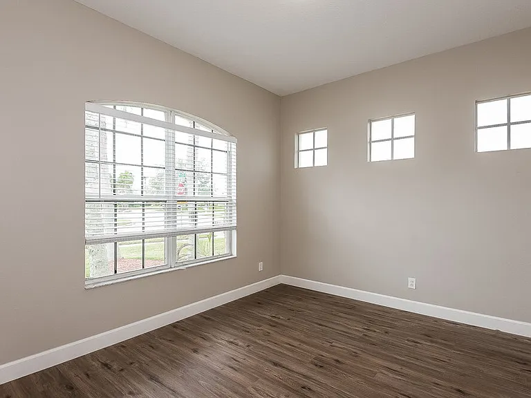 9104 63rd Ct E — Photo 11