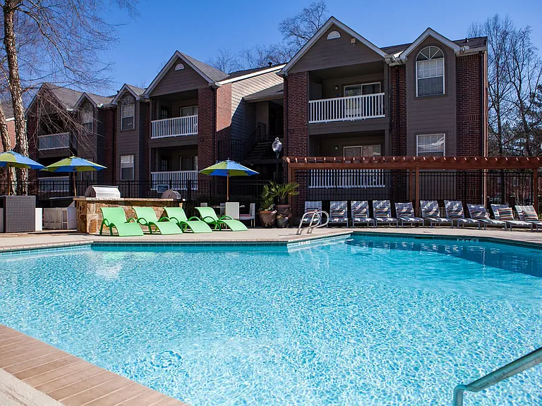 The Pointe at Lenox Park — Photo 10