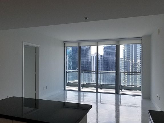 3rd image of 92 SW 3rd St APT 2103